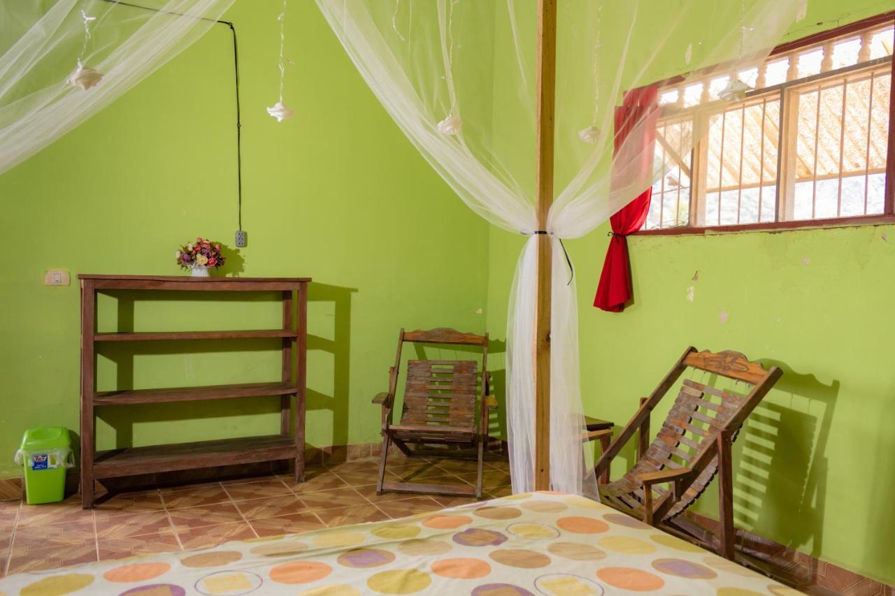 Perezoso Hostel Rurrenabaque Extérieur photo