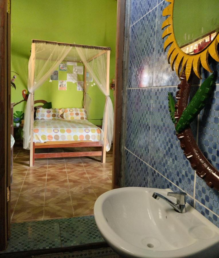 Perezoso Hostel Rurrenabaque Extérieur photo
