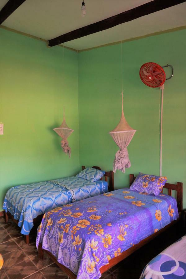 Perezoso Hostel Rurrenabaque Extérieur photo